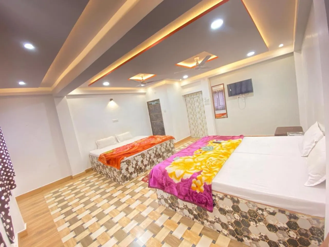 Bebi Palace Varanasi