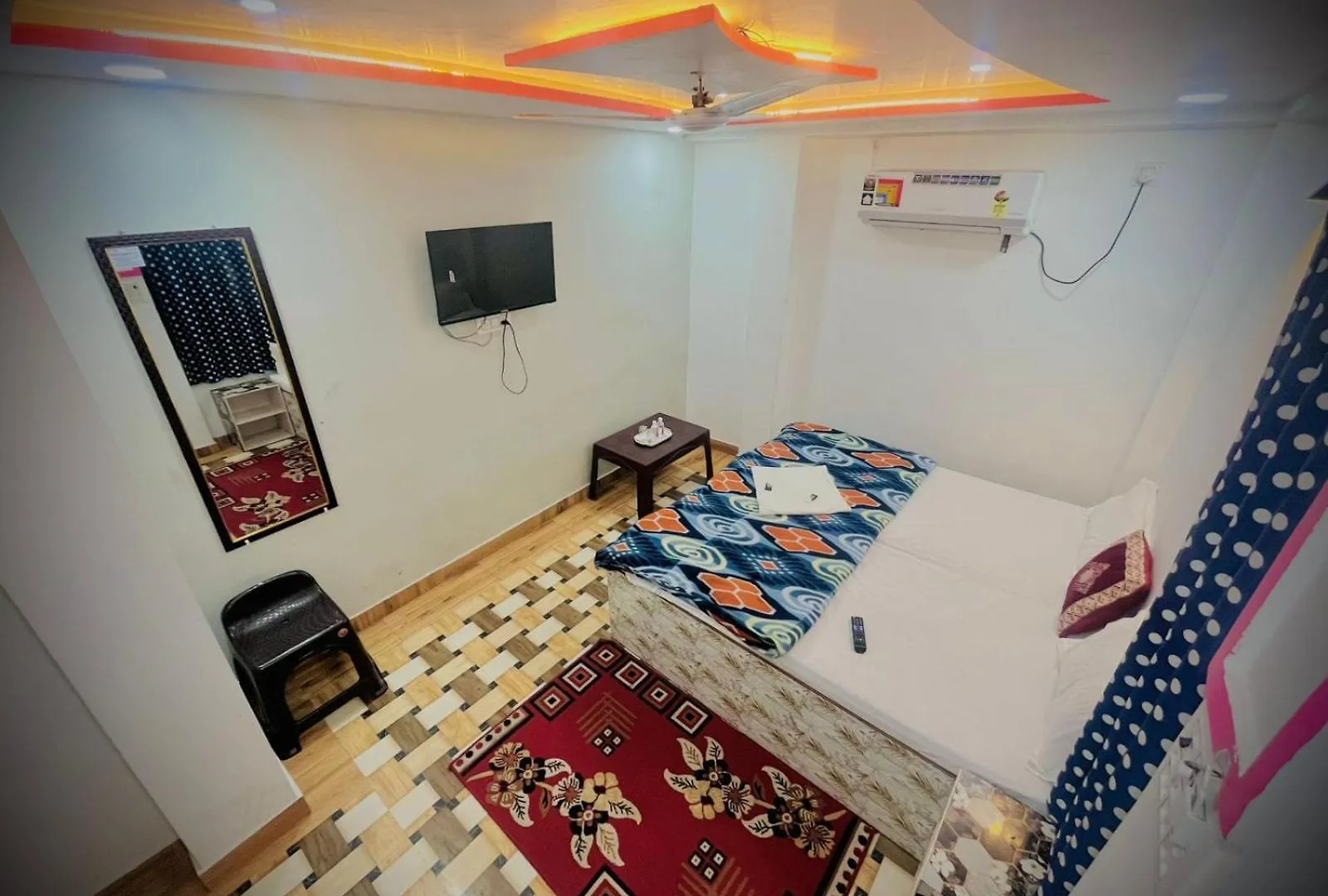 Bebi Palace Varanasi Quarto em Acomodações Particulares